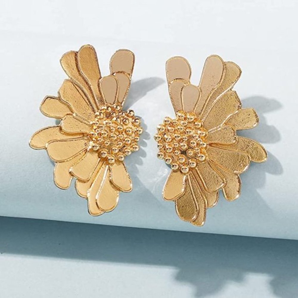 Magical Flower Statement Earrings - Picture 4 of 5